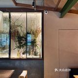 一家可以从早坐到晚宜茶宜酒的有趣场所～🏄