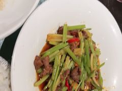 -凤凰园烤鸭店·唐山菜·传承花椒肉(老唐丰路店)