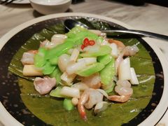 荷塘小炒-新梅华餐厅(星悦汇店)