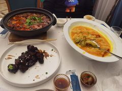 -品海楼·大连海胆锅贴馆(东港店)