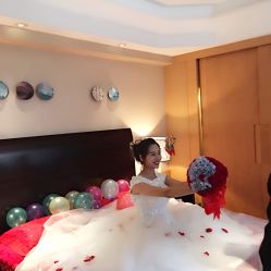 -喜喜婚纱HAPPINESS STUDIO奢定馆(海淀体验馆)