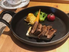 薄片菲力牛排-香樟花园法式铁板烧(恒隆广场店)