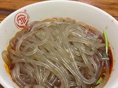 -万记麻辣烫国展总店