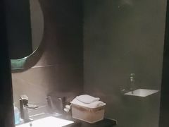 -江南足纪·影院足道·轻奢SPA(笋岗HALO广场店)