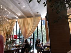 -樾餐厅泰式海鲜火锅(民歌湖店)