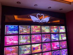 -天鹅恋酒店(大坪龙湖时代天街石油路地铁站店)