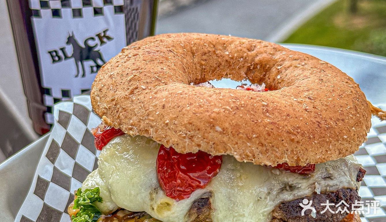 济南！在济南！这家贝果汉堡太太太好吃了！