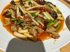 -兔行天下-鸿鹤鲜锅兔(中海国际店)