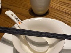 -爱碗亭·鲜炒湖南菜(壹城中心店)
