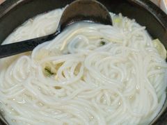 -灵芝妹子海鲜米线(瓦房店新玛特店)