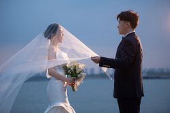 -雪中彩影婚纱摄影·微光艺术中心