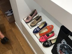 -伦敦比斯特购物村