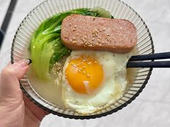 -香港新发烧腊茶餐厅(水围店)