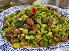 -聚八方土菜馆(余松路店)