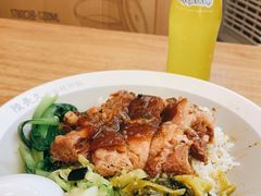 -陆长玖古法猪脚饭(玄风桥店)