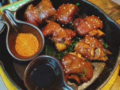 个旧烤猪蹄-云海肴·汽锅鸡·云南菜(苏州中心店)