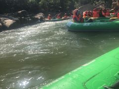 -雅鲁激流探险漂流