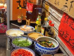 -旧街市鲜货老火锅(大光路店)