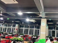 大堂-皖北巫氏三胖地锅鸡(长淮总店)