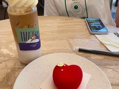 香草巴伐利亚-玲婧胡同·生日蛋糕·餐厅(嘉里城店)