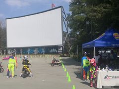 -枫花园汽车电影院(朝阳公园店)