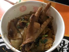 卤鸡爪-肖胖子猪油拌粉