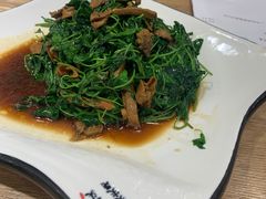 蚌肉金花菜-老苏州大客堂·苏帮菜·松鼠桂鱼·苏州传统小吃(观前街人民商场店)