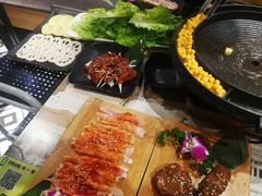 -三国惹火烤肉·中日韩烤肉集合店(百草路店)