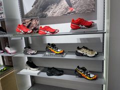 -SALOMON萨洛蒙(北京王府中环店)