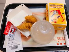 无肉不欢饿霸堡-肯德基(南站店)