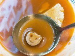 冬阴功海鲜汤-蜜桃花开·中西融合菜E&W(南长街店)