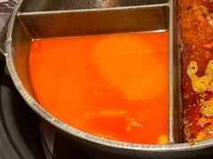 番茄锅-热火朝天鲜切牛肉火锅(南强街巷店)