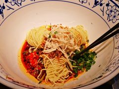 大碗鸡丝凉面-鸡毛店·川菜(李家沱店)