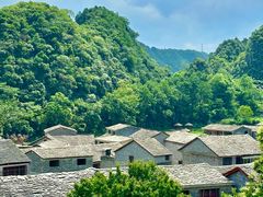 -高荡千年布依古寨旅游景区