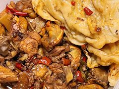 地锅小公鸡-十二道丰味·徐州土菜·烧烤(何山路店)