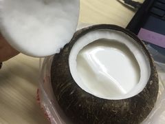 -椰爺爺·椰子冻砵仔糕