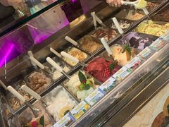 -Gelateria Dondoli