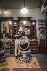-IMUSE BARBER SHOP