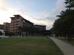 酒店楼外景-三亚亚龙湾红树林度假酒店