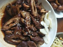 -老鼎万春卤菜(五代传承创始老店)