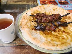 -艾力江和田馕坑烤肉店