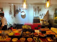 自助取餐区-羽深肉铺 Steak & Wine