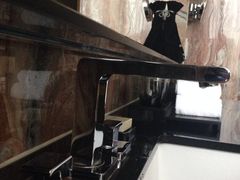 -广州天河希尔顿酒店