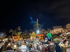 -亚龙湾希尔顿自助餐厅·海鲜·烧烤·沙滩BBQ·现场乐队