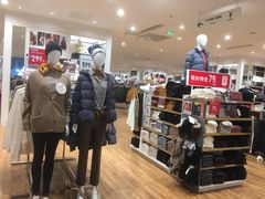 -优衣库(上海中山公园兆丰广场店)