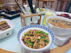 -方记六道菜馆(生态公园店)