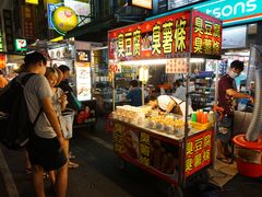 -六合夜市