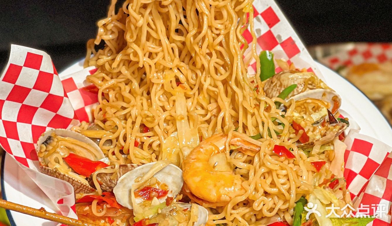 重庆探店｜东南亚融合小排档 人均40超宝藏‼️