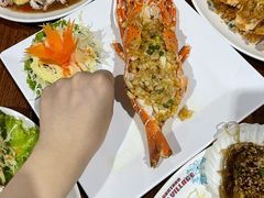 -拉威海鲜市场