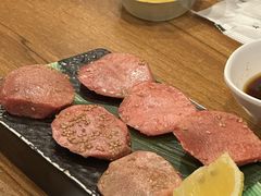 -炼火烤肉店